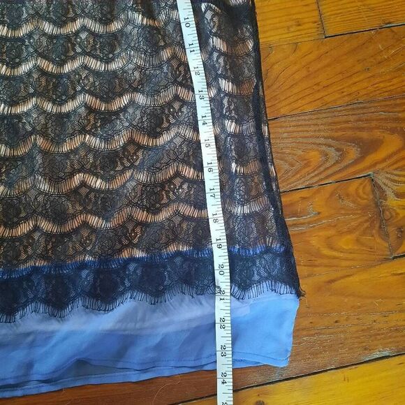 Red Haute Silk Sleeveless Blouse With Lace Overlay - Picture 6 of 6